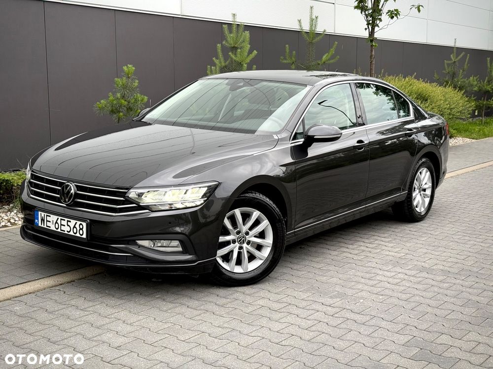 Volkswagen Passat 1.5 TSI EVO Business - 1