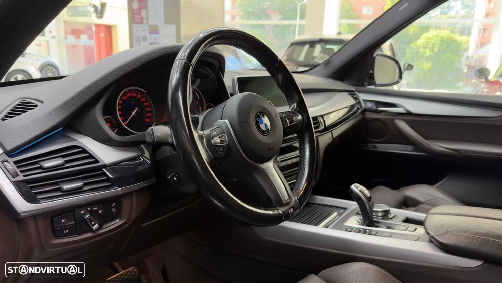 BMW X5 25 d xDrive Pack M - 15