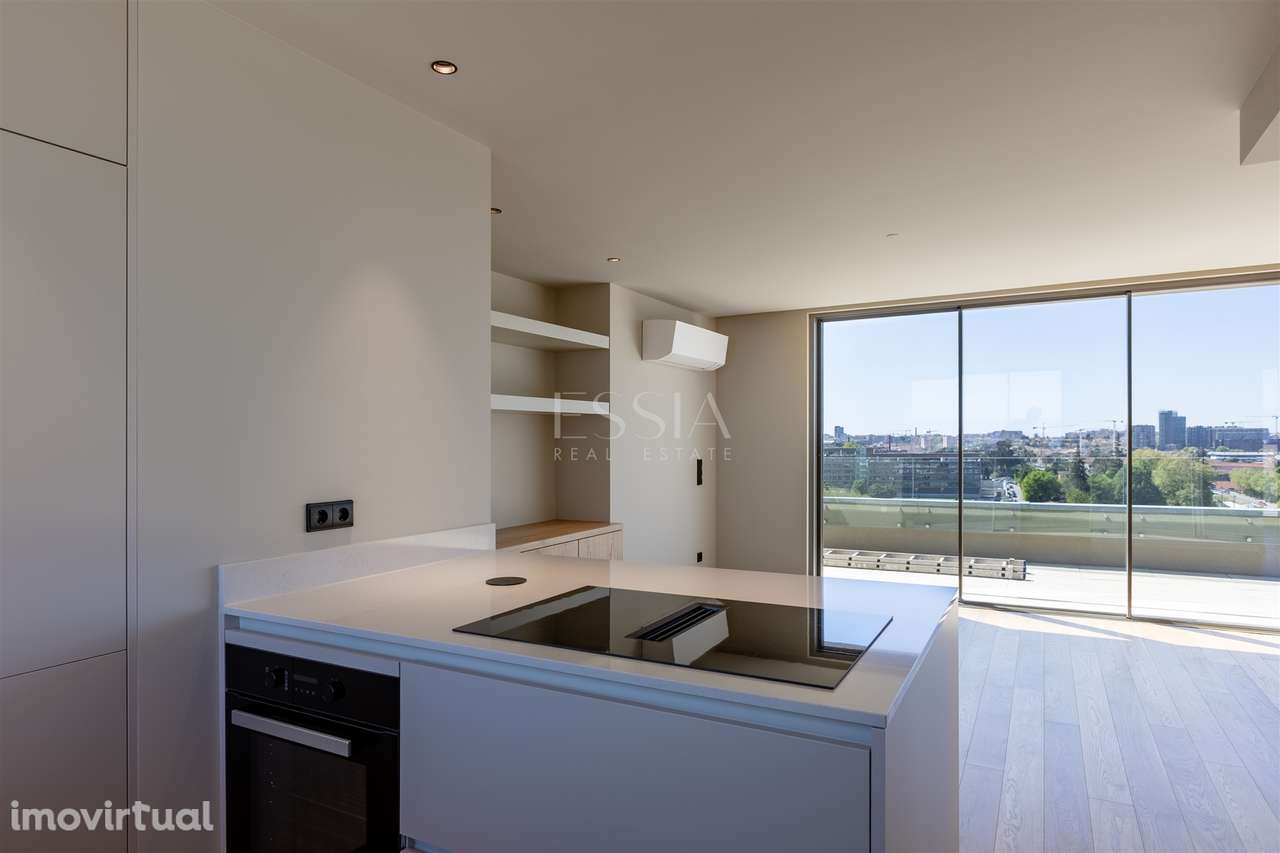 Penthouse T3 Duplex com 2 Terraços, Varanda e Vista Rio Douro - Grande imagem: 4/26