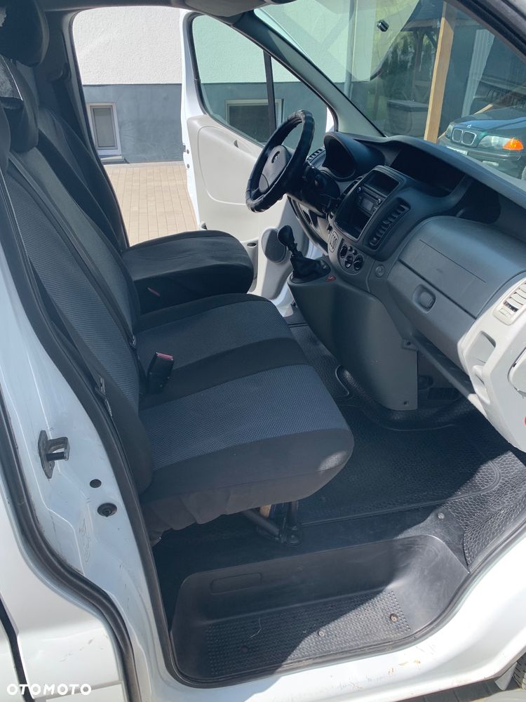 Opel VIVARO - 9