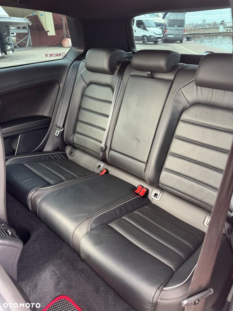 Volkswagen Golf - 13