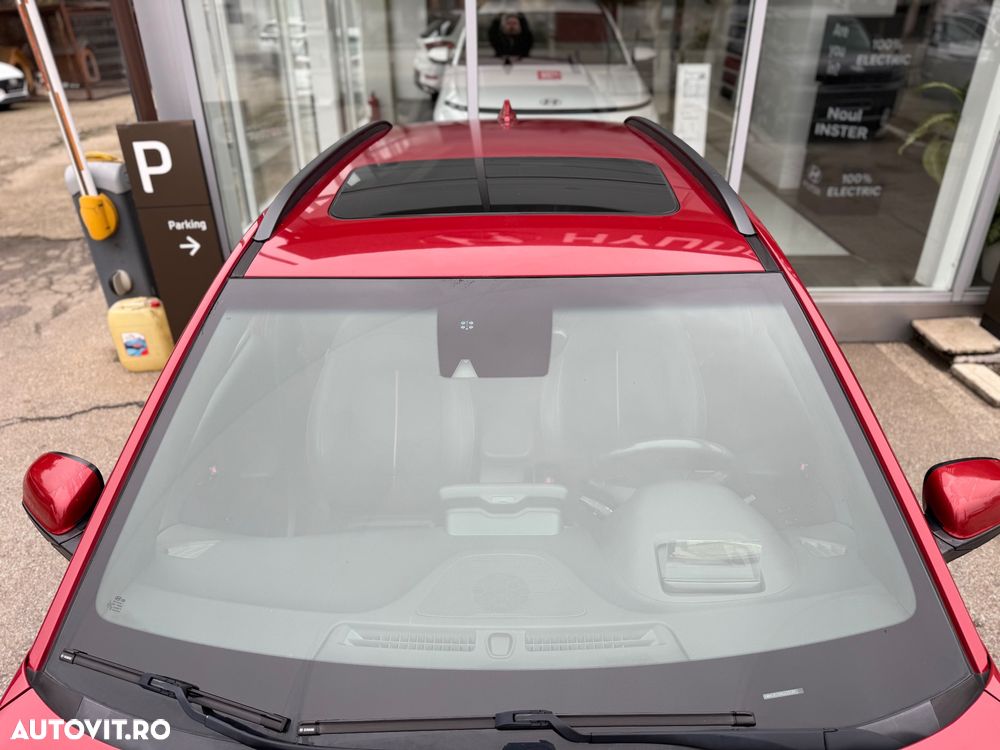 Hyundai KONA 1.6 T-GDI 4WD Aut. Premium - 9