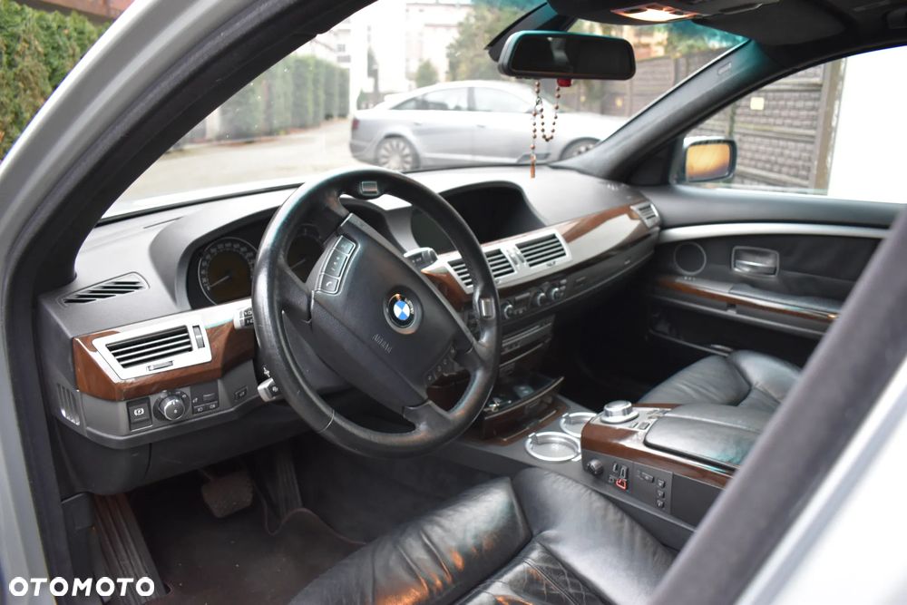 BMW Seria 7 - 5