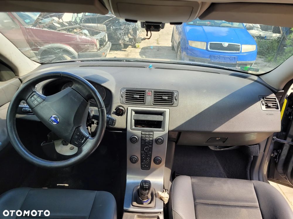 volvo v50 fotel kanapa deska kokpit podsufitka boczek podłokietnik licznik panel szyb stacyjka zestaw - 1