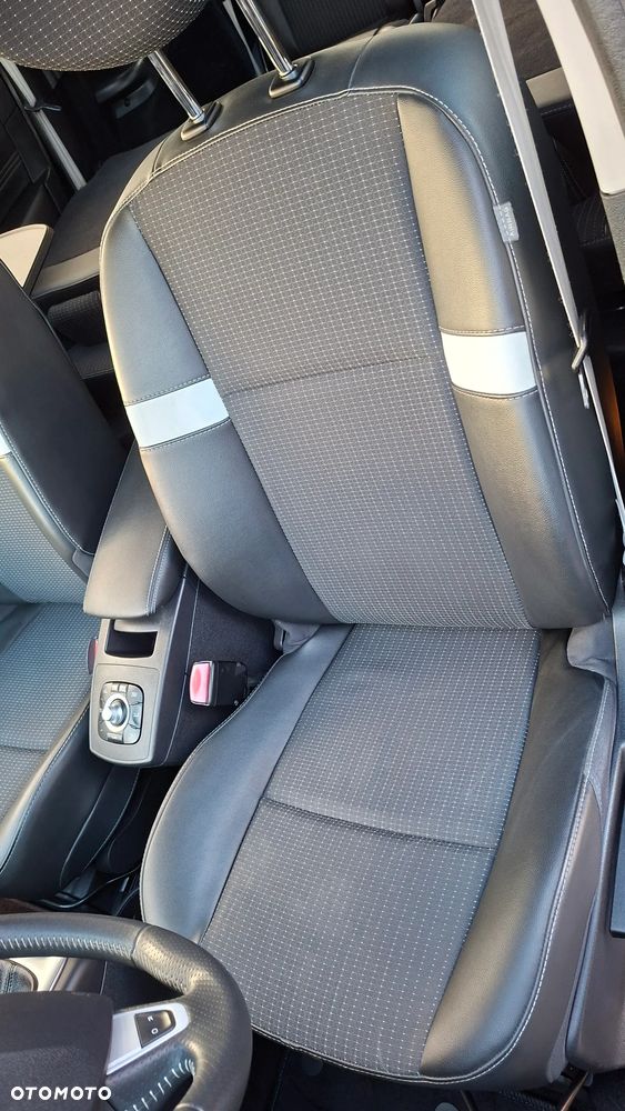 Renault Scenic 1.4 16V TCE Bose Edition - 12