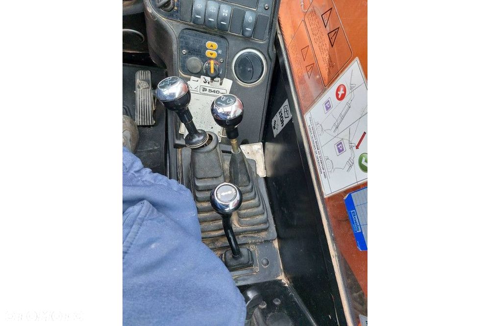 JCB 540-140 S&S T4i - 15