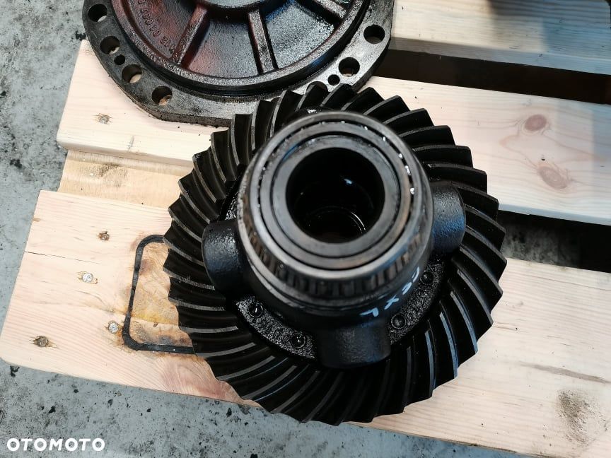 Atak Manitou MT 732 {Spicer 212426-001} - 13