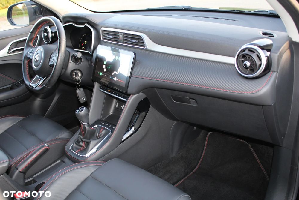 MG ZS ICE 1.5 VTI-tech Luxury - 24