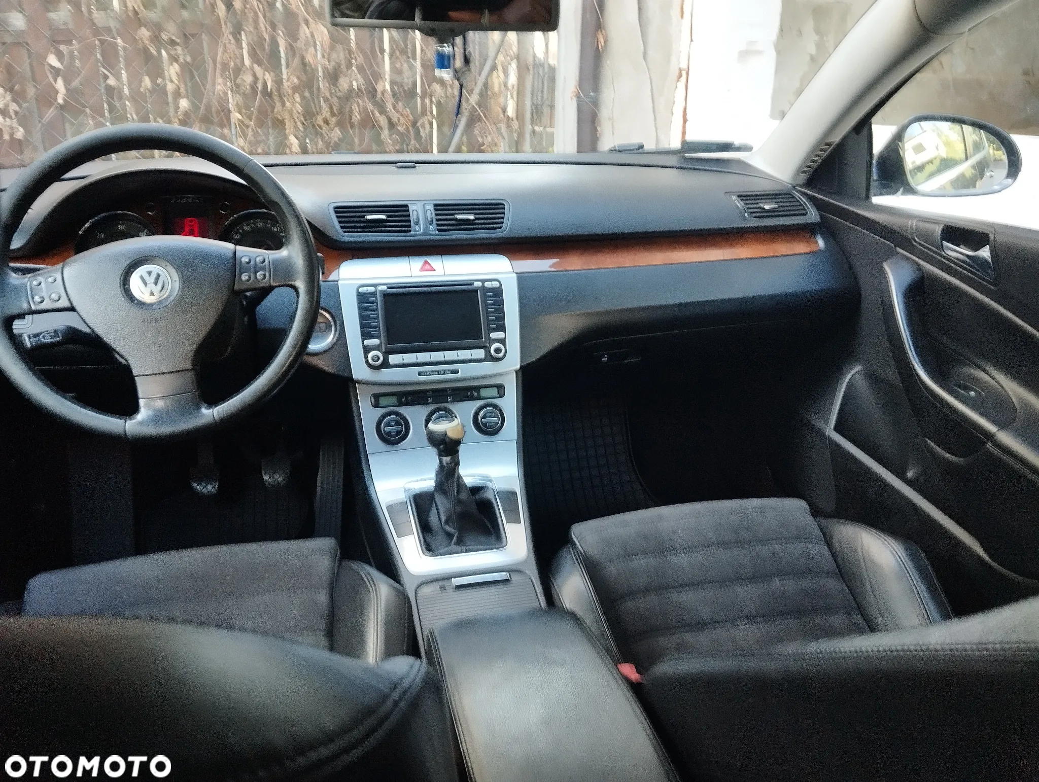 Volkswagen Passat 2.0 TDI DPF Highline - 8