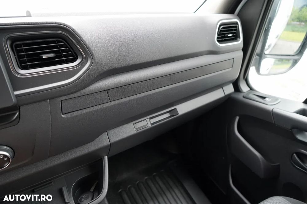Renault MASTER / BLAZER / PANEL / 2023 - 30