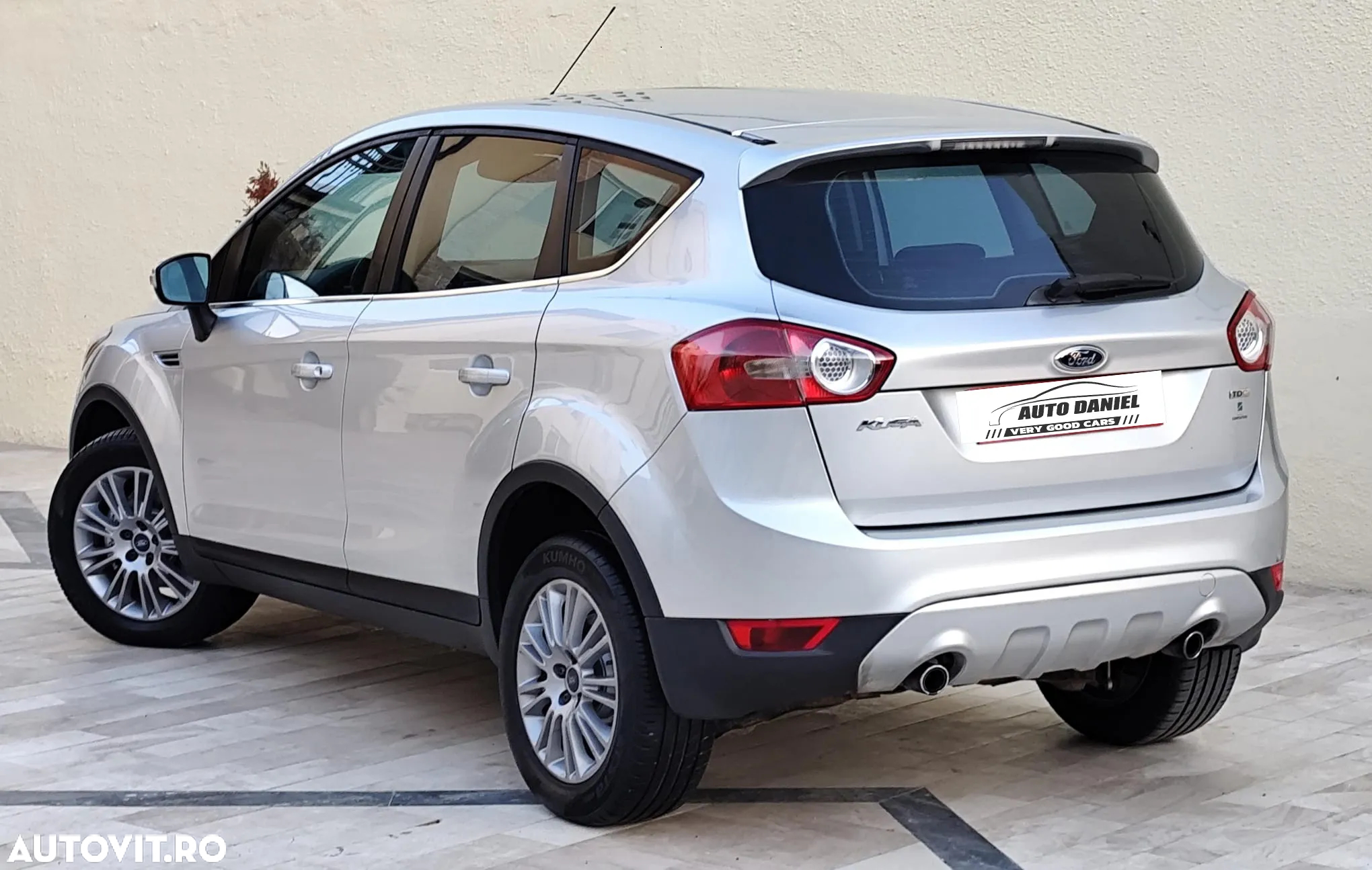 Ford Kuga - 4