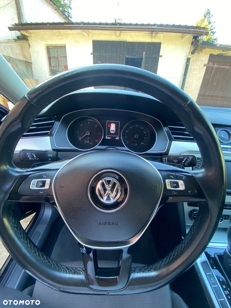 Volkswagen Passat 2.0 TDI BMT Comfortline DSG - 14
