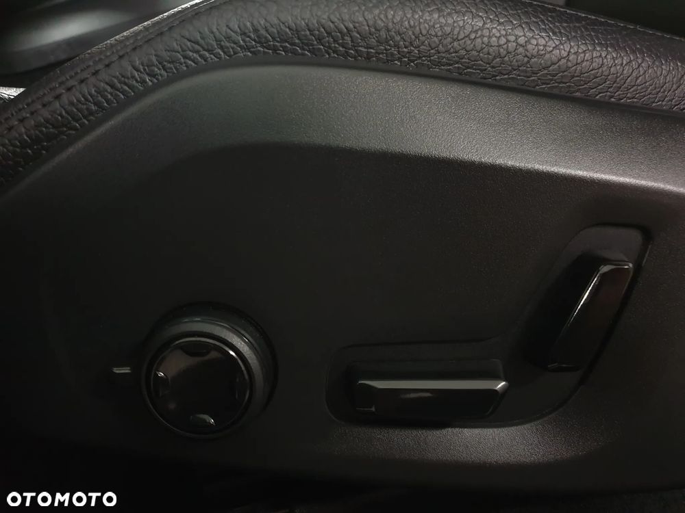 Volvo XC 60 B4 D Geartronic RDesign - 33