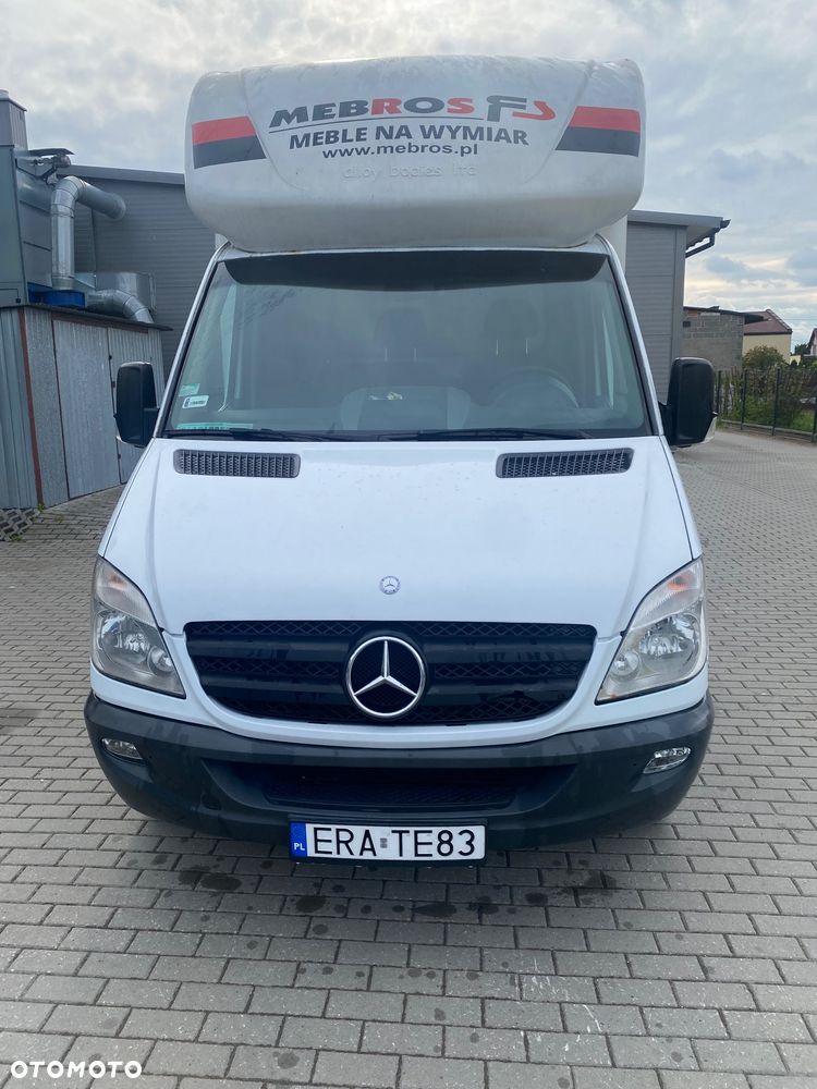 Mercedes-Benz Sprinter - 1