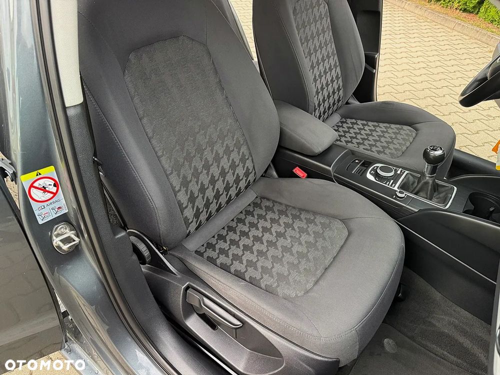 Audi A3 Sportback 1.6 TDI design - 31