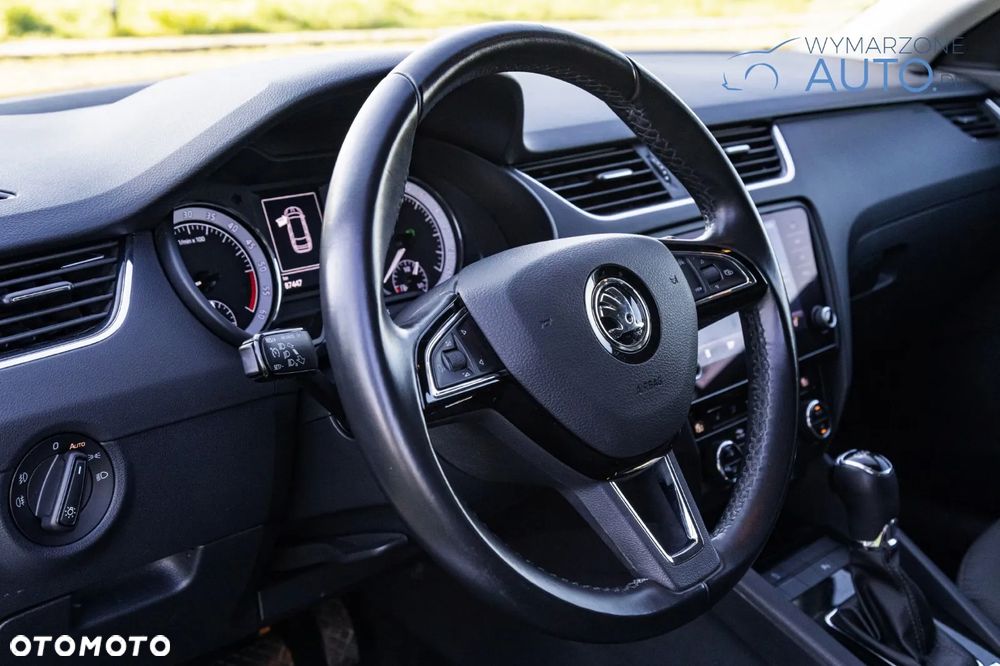 Skoda Octavia 2.0 TDI Style DSG - 6