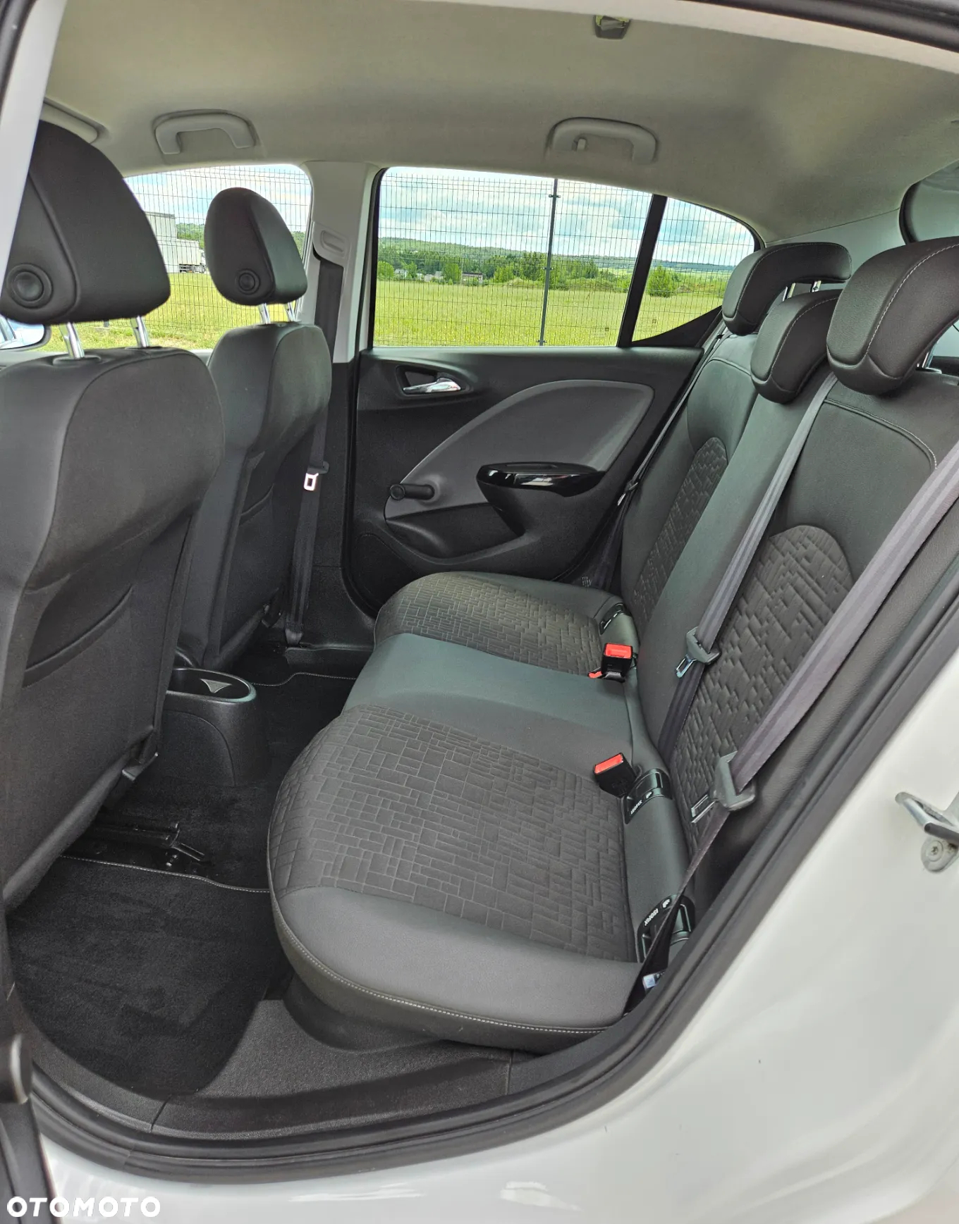 Opel Corsa 1.4 T Cosmo S&S - 8