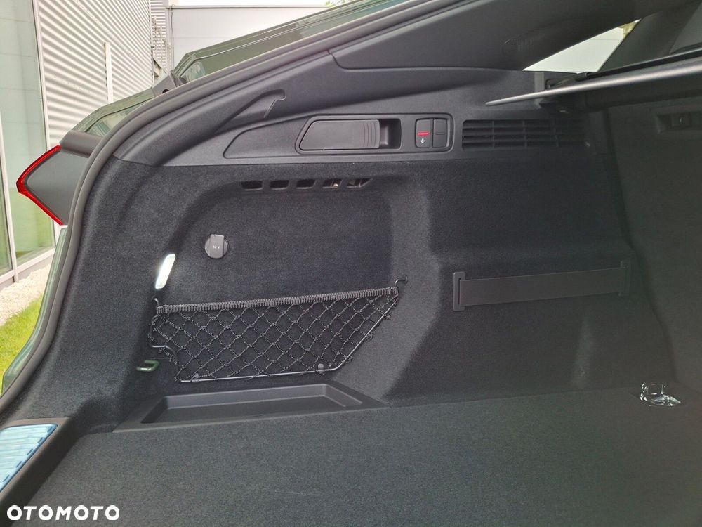 Audi Q5 Sportback - 13