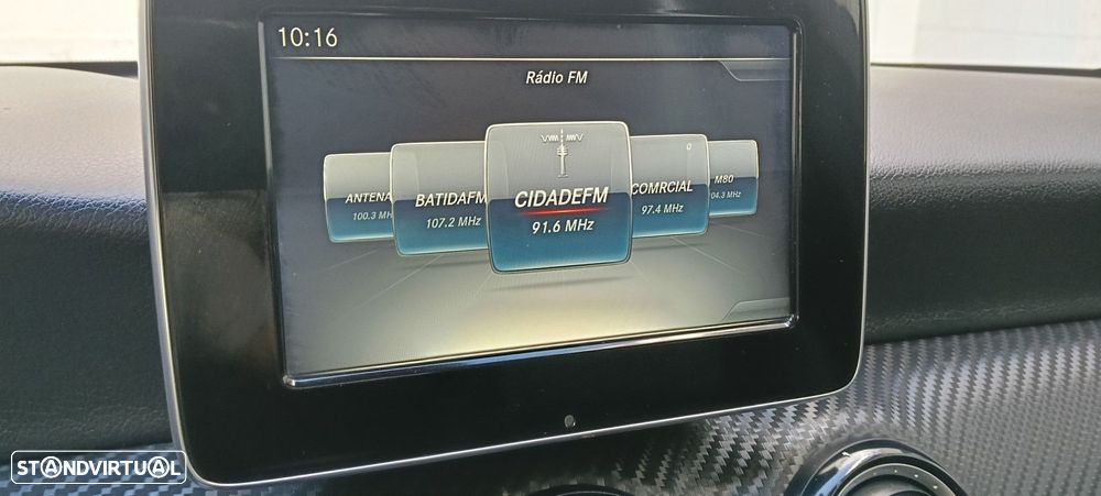 Mercedes-Benz GLA 250 4-Matic Style - 19