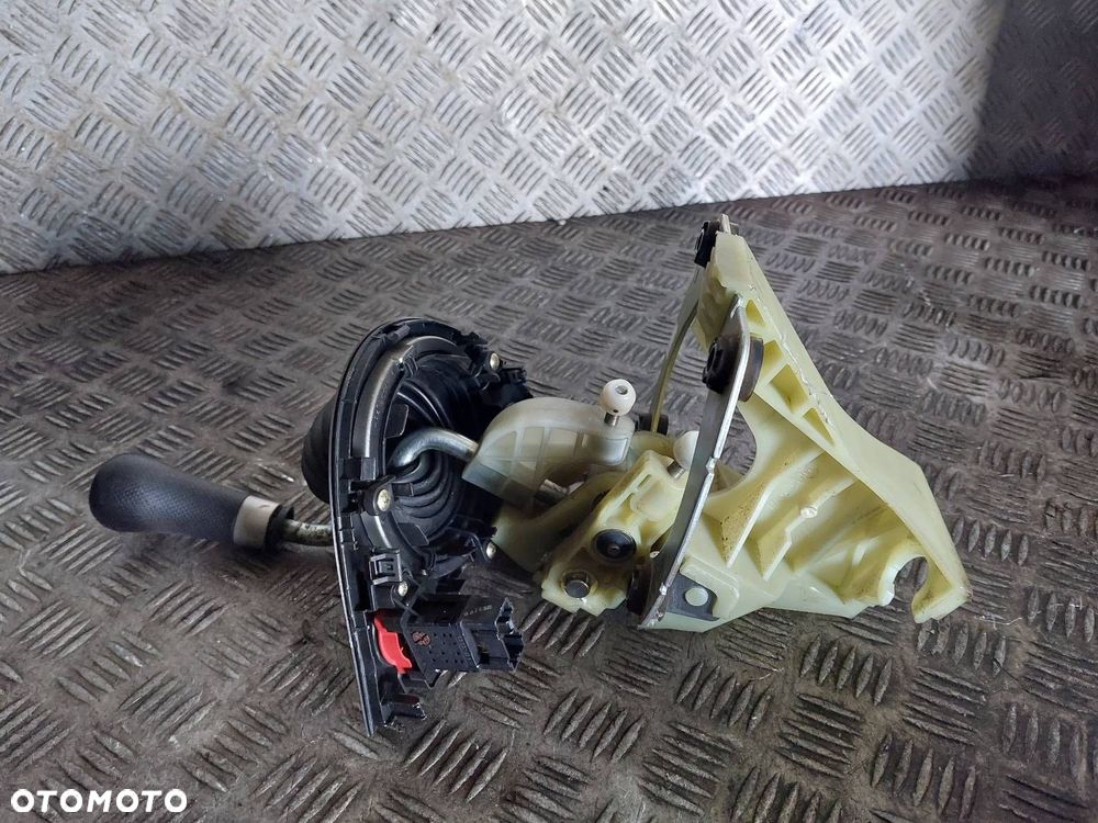 LEWAREK ZMIANY BIEGÓW GAŁKA MIESZEK MANUAL 5 BIEGÓW HONDA CIVIC VII 1.4 16V - 4