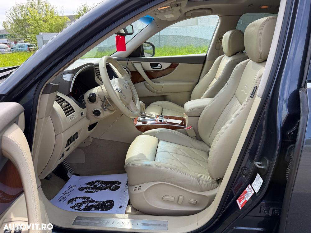 Infiniti FX 30 FX30d AWD Aut. S Premium - 11