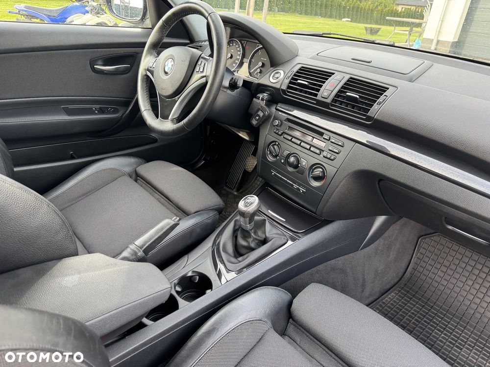 BMW Seria 1 118d DPF Edition Sport - 22