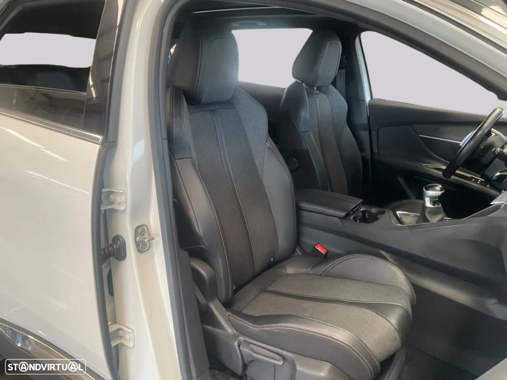 Peugeot 3008 - 12