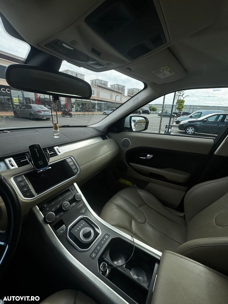 Land Rover Range Rover Evoque - 15