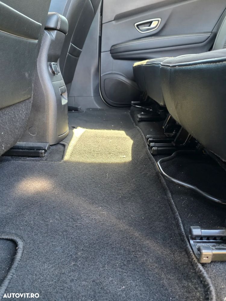 Renault Scenic - 31