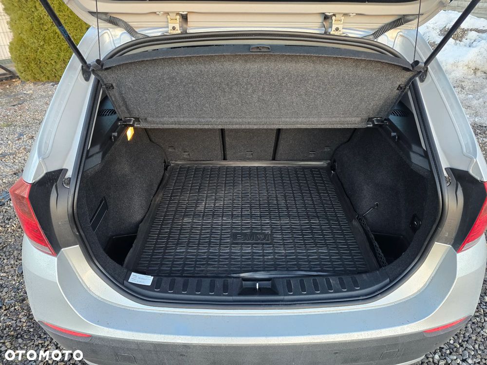 BMW X1 sDrive20i xLine - 6