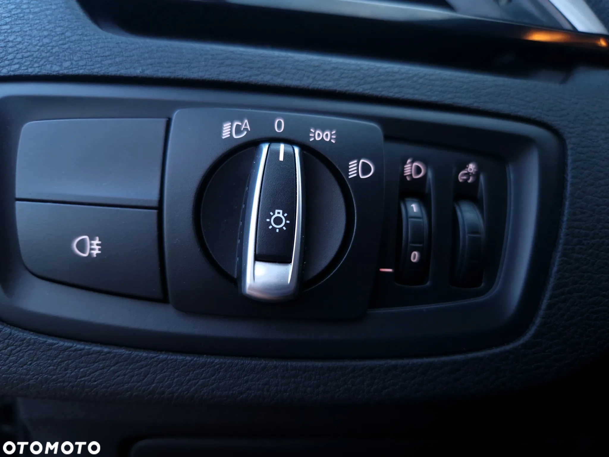 BMW X1 sDrive18i Advantage - 26