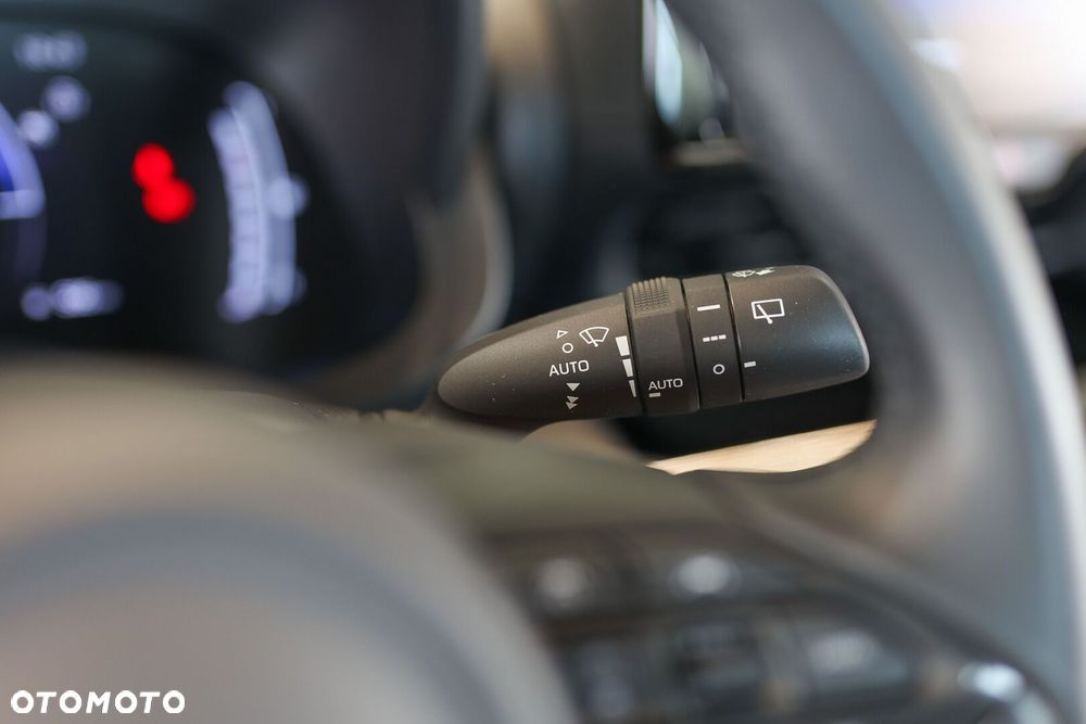 Toyota Yaris Cross Hybrid 1.5 Comfort - 29