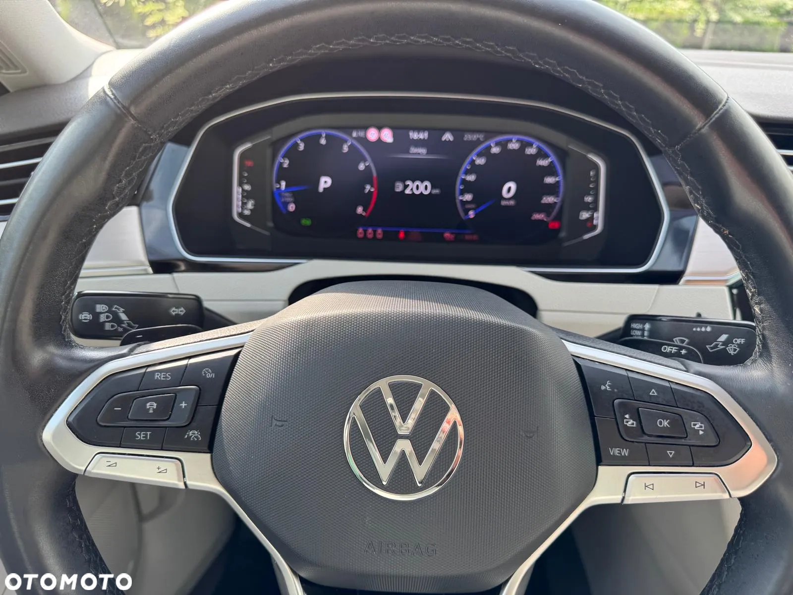 Volkswagen Passat 2.0 TSI Elegance DSG - 22