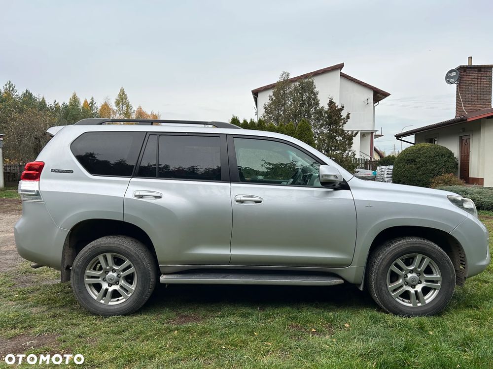 Toyota Land Cruiser LC 3.0 D-4D Prestige - 4