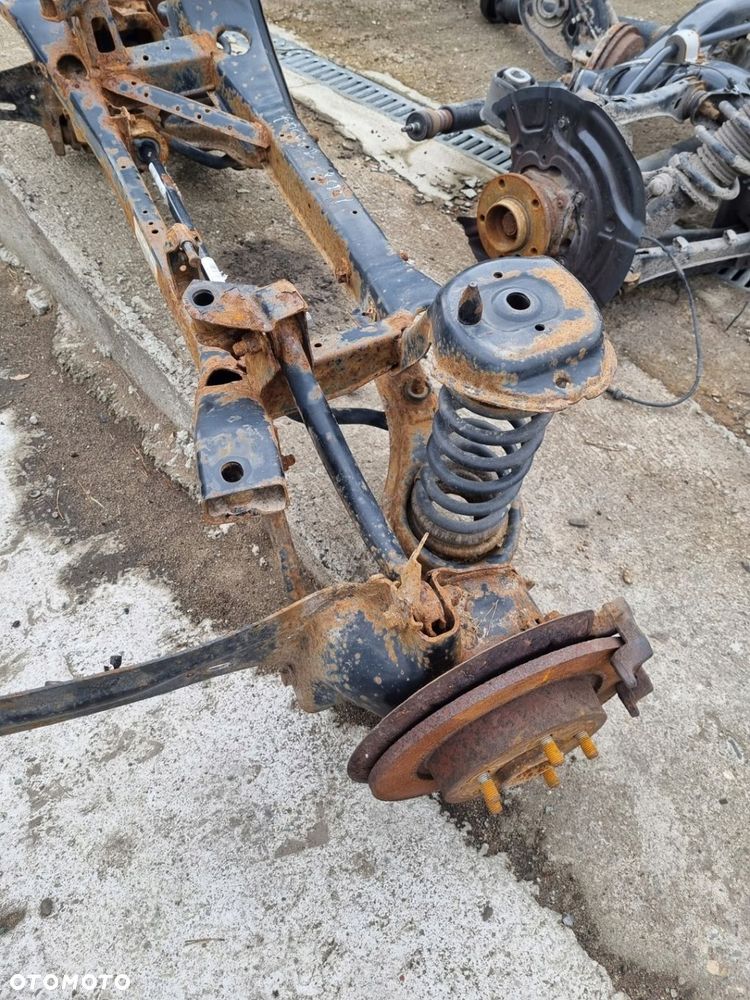 FORD FOCUS II MK2 04-11 1,8 CDTI belka tylna zawieszenia tylnego * - 2