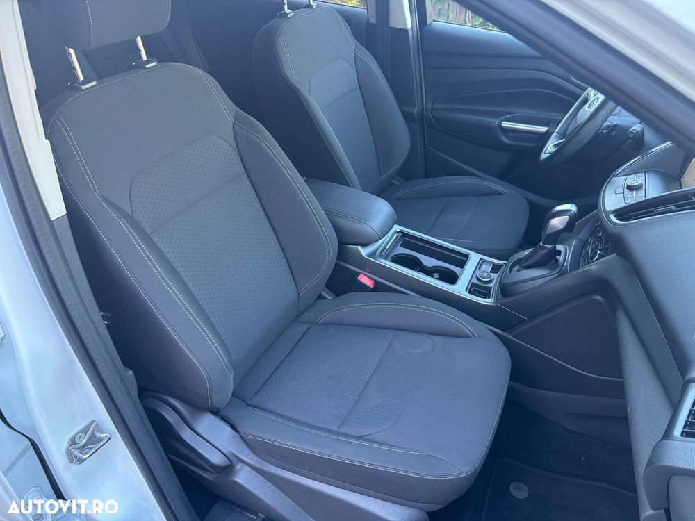 Ford Kuga 1.5 TDCi 2WD Powershift Titanium - 13