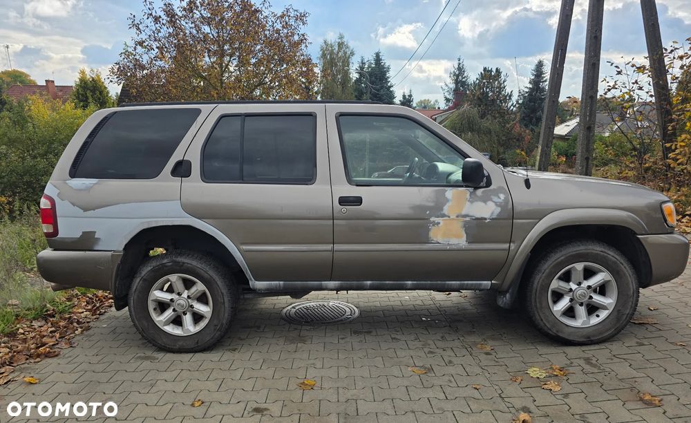 Nissan Pathfinder 3.5 V6 - 4