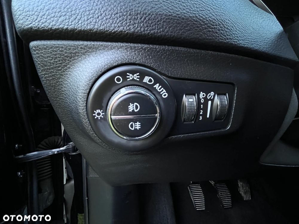 Jeep Compass 1.4 MultiAir Limited - 25