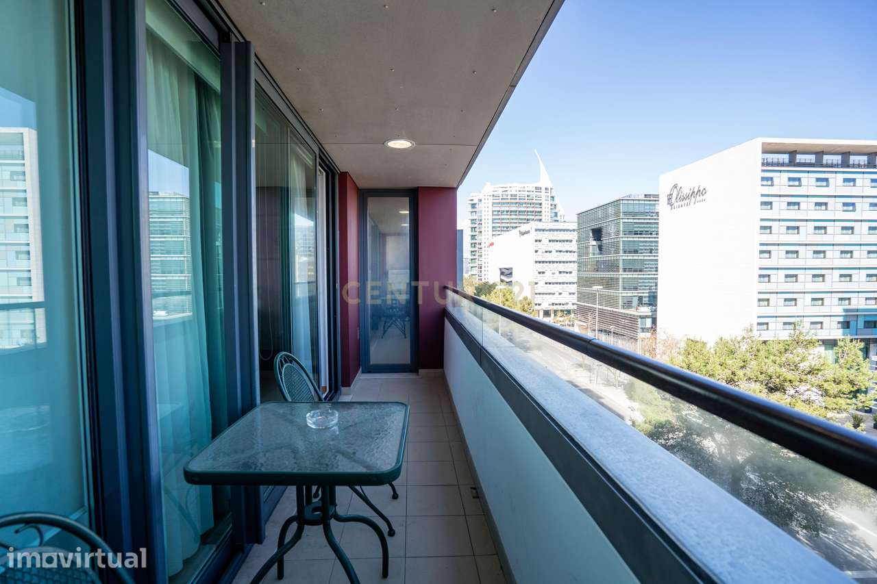 Apartamento T4 com vista soberba no Parque das Nações - Grande imagem: 2/54