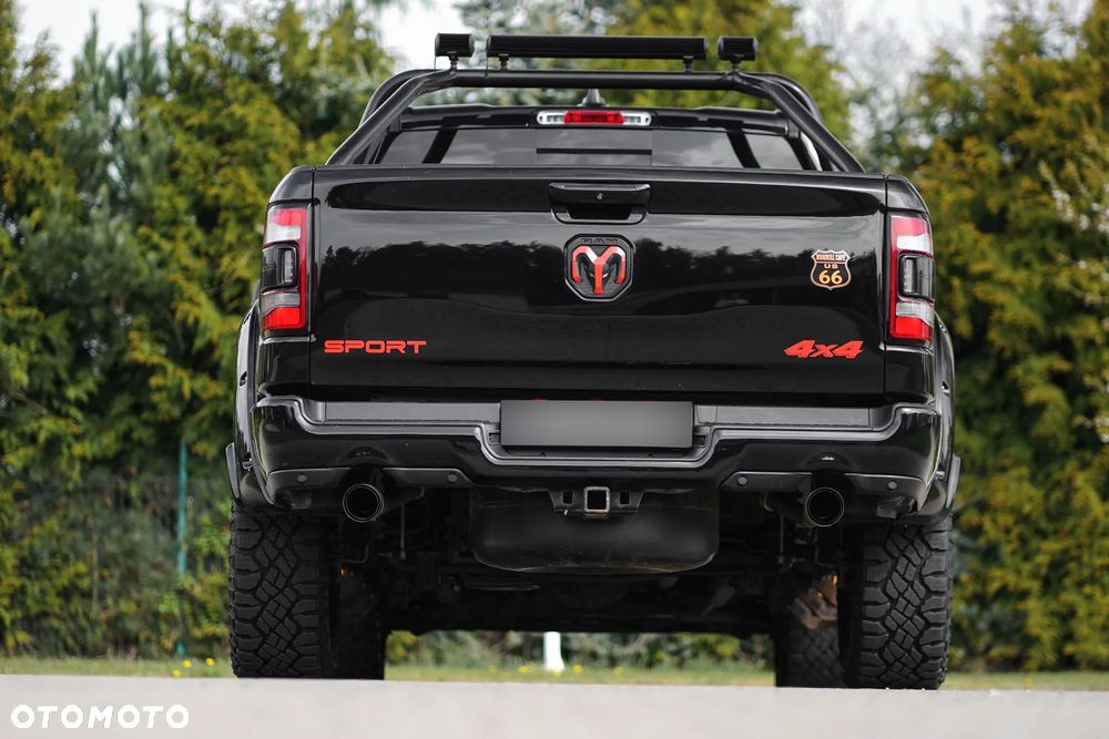 Dodge RAM 5.7 4x4 - 20