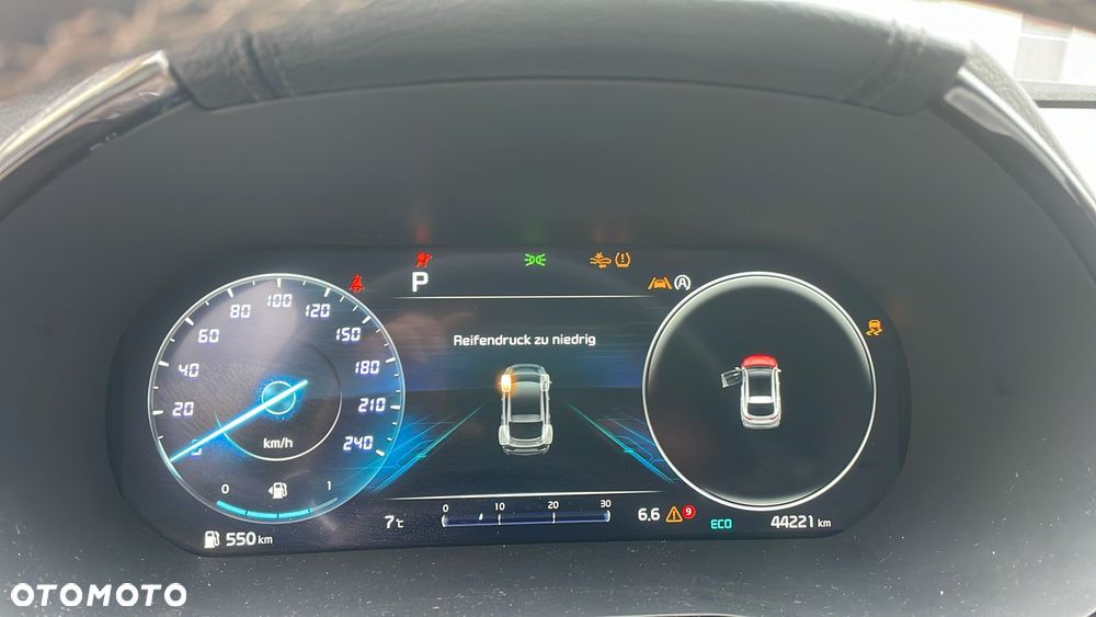 Kia ProCeed 1.5 T-GDI DCT7 OPF GT LINE - 11