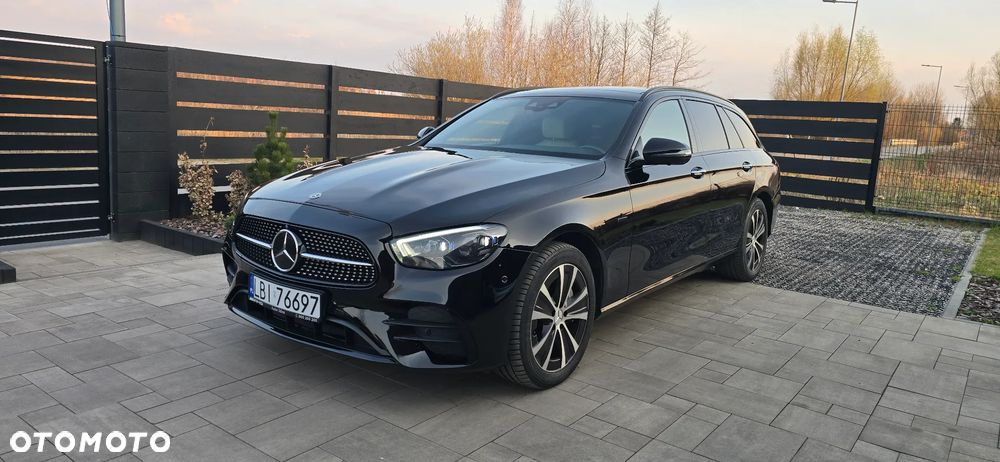 Mercedes-Benz Klasa E ver-220-d-4matic-9g--tronic-amg-line - 18