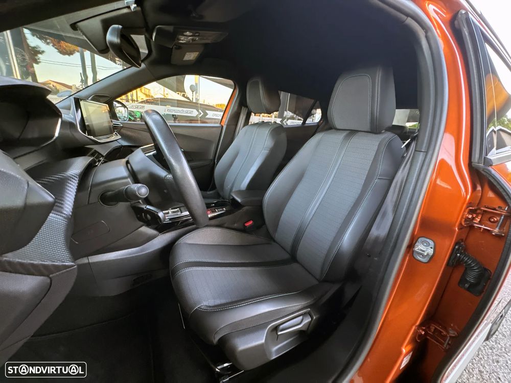 Peugeot E-2008 2023 photo 3