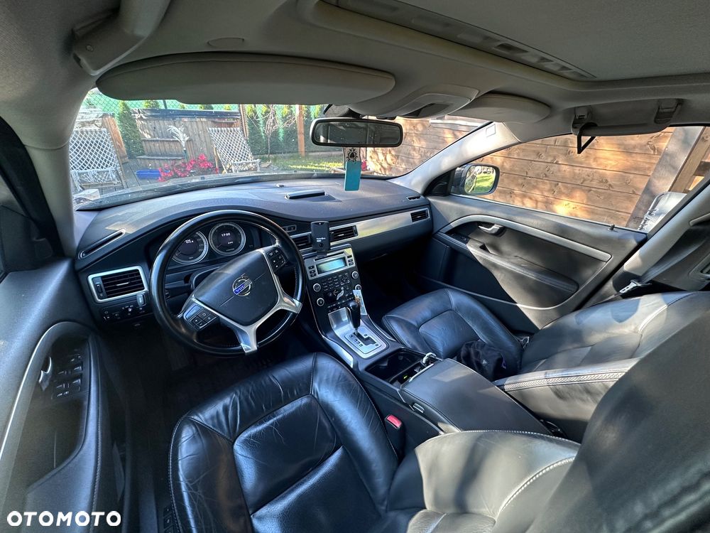 Volvo XC 70 - 11
