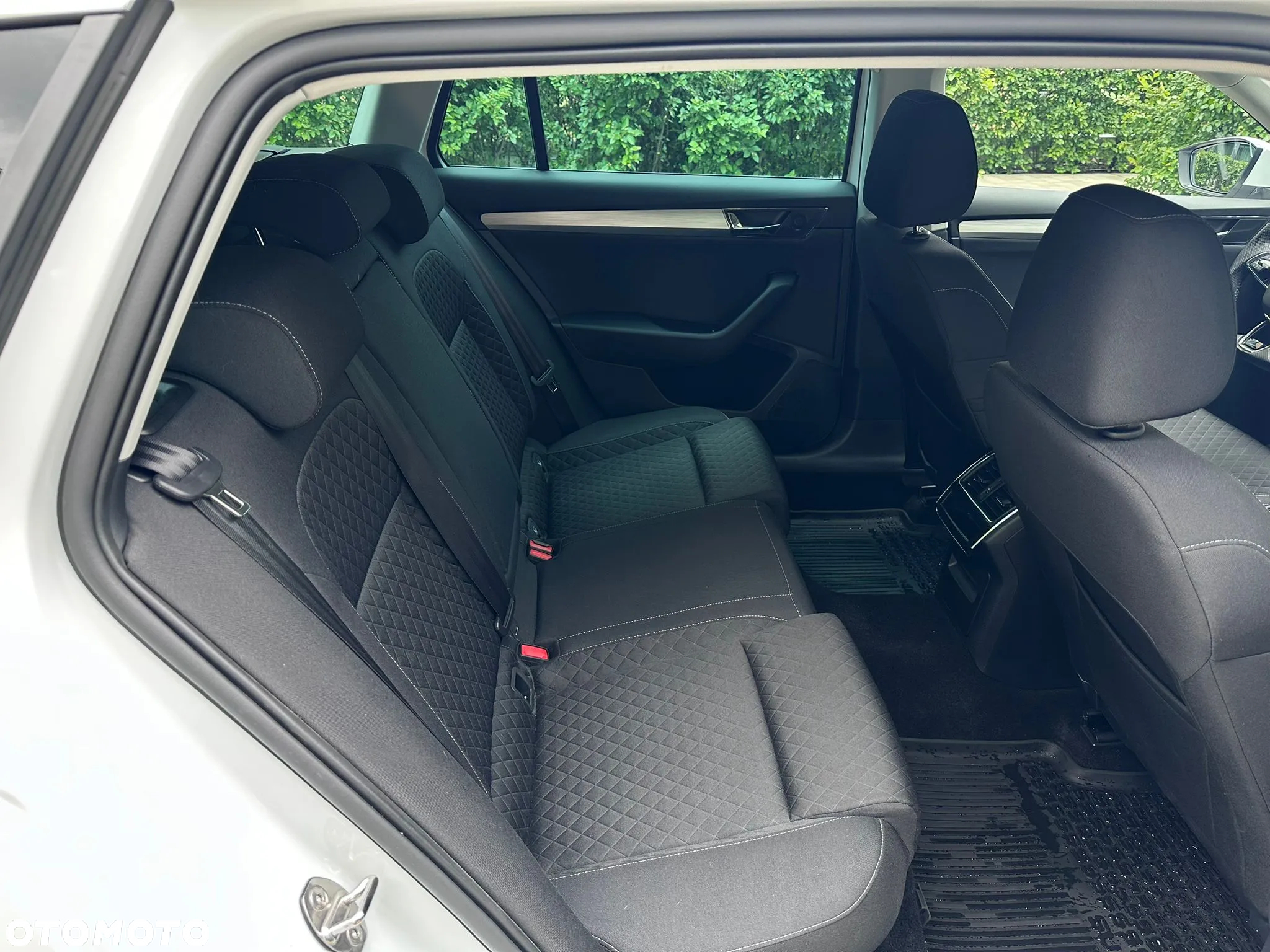 Skoda Superb 1.5 TSI Ambition DSG - 13