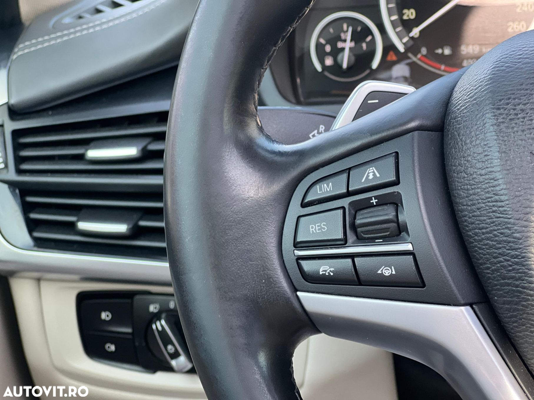 BMW X5 xDrive30d - 26