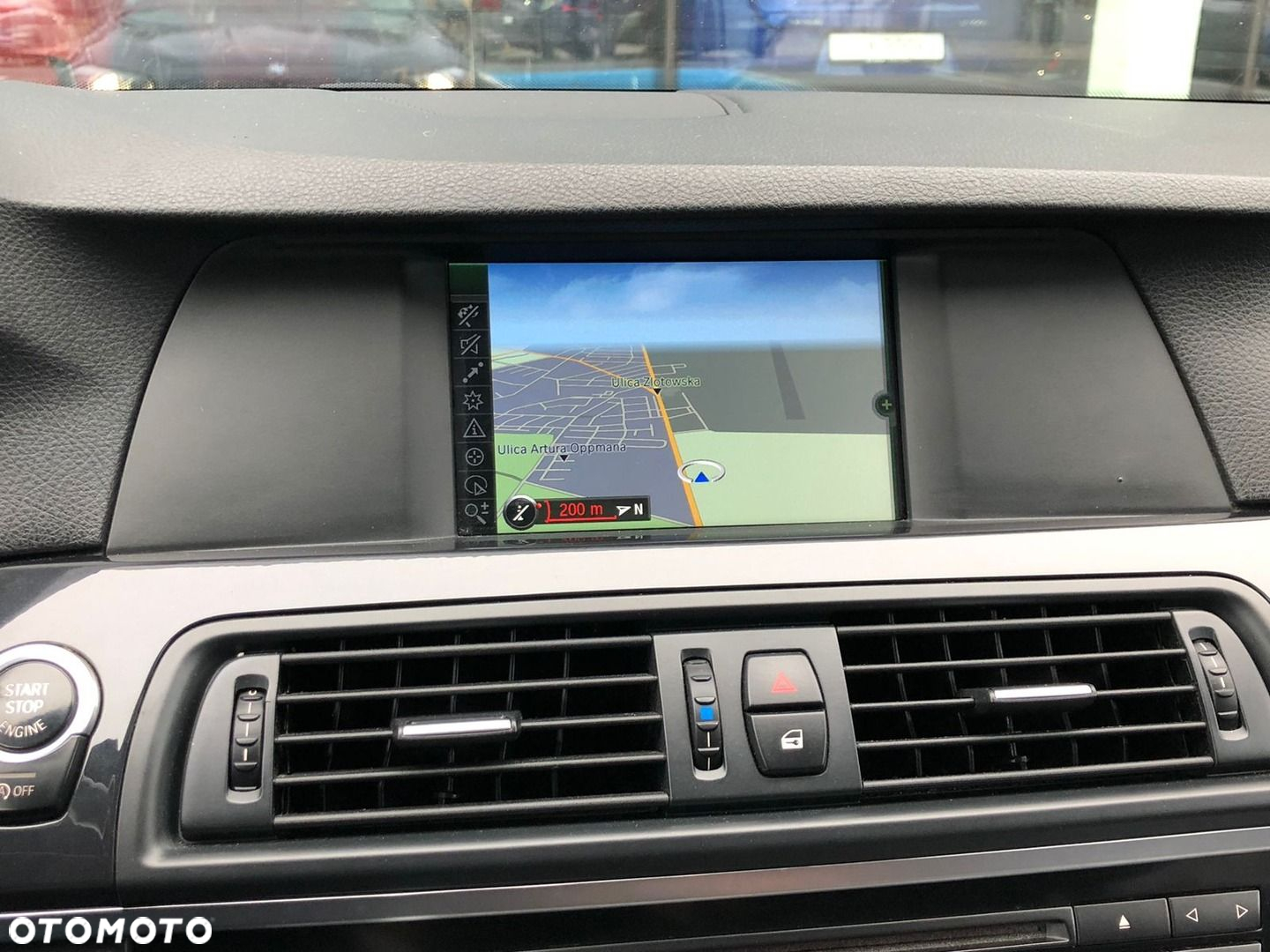 BMW Seria 5 520d - 12