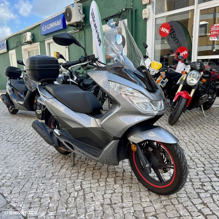 Honda PCX125 - 12