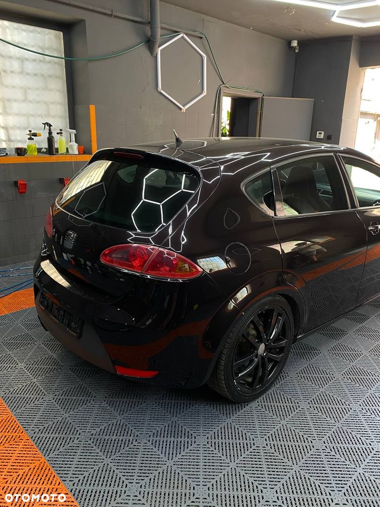 Seat Leon 2.0 T FSI Cupra - 2