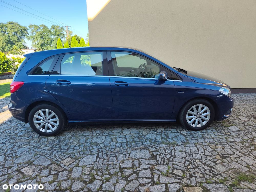 Mercedes-Benz Klasa B 180 CDI (BlueEFFICIENCY) - 13